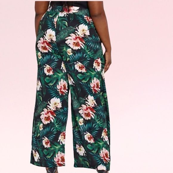 Fashion to Figure x Sarah Rae Vargas Printed Flowy Pant Size 2X - Picture 3 of 10